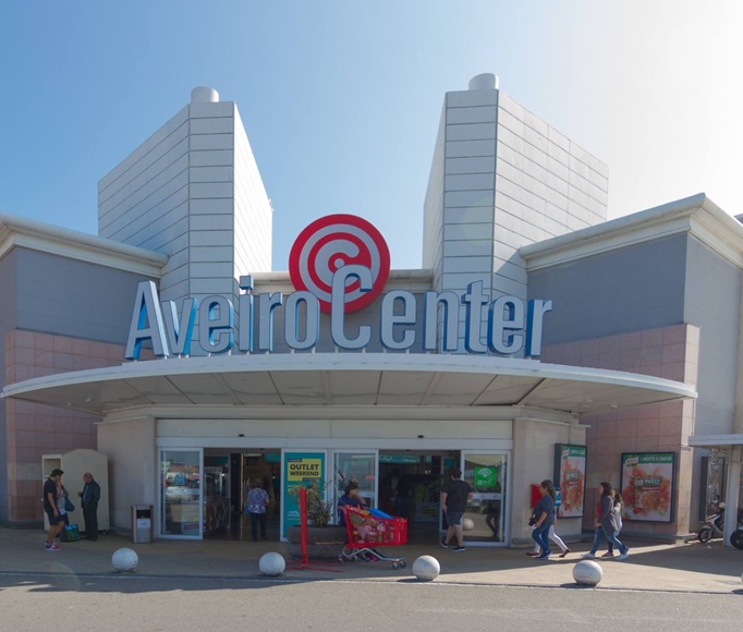 MO reabre loja em Aveiro.