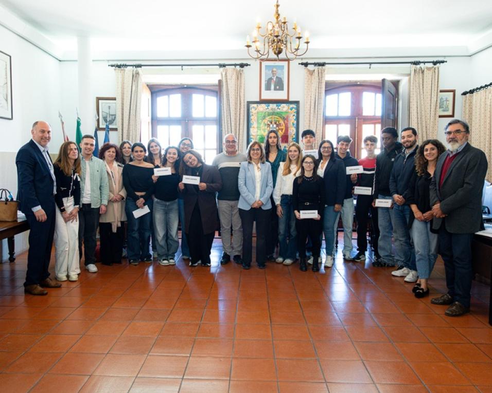 assembleia jovem de esgueira apresenta propostas de melhoria na freguesia