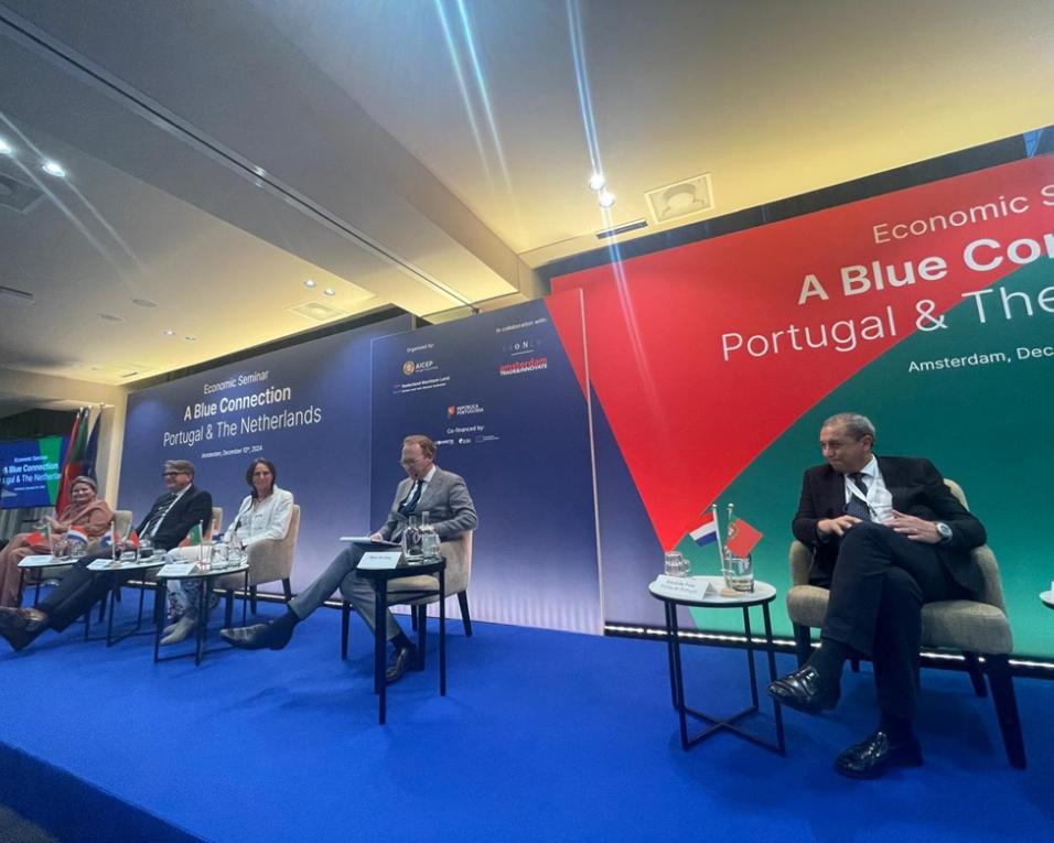 porto de aveiro em fórum sobre economia azul na holanda