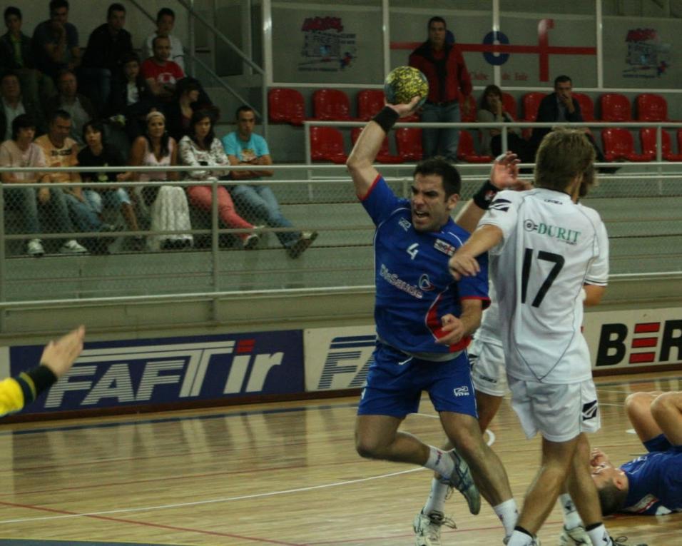 Andebol: Albano Lopes (IAC) foi um dos protagonistas da subida de divisão. Capitão de equipa elogia grupo de trabalho.