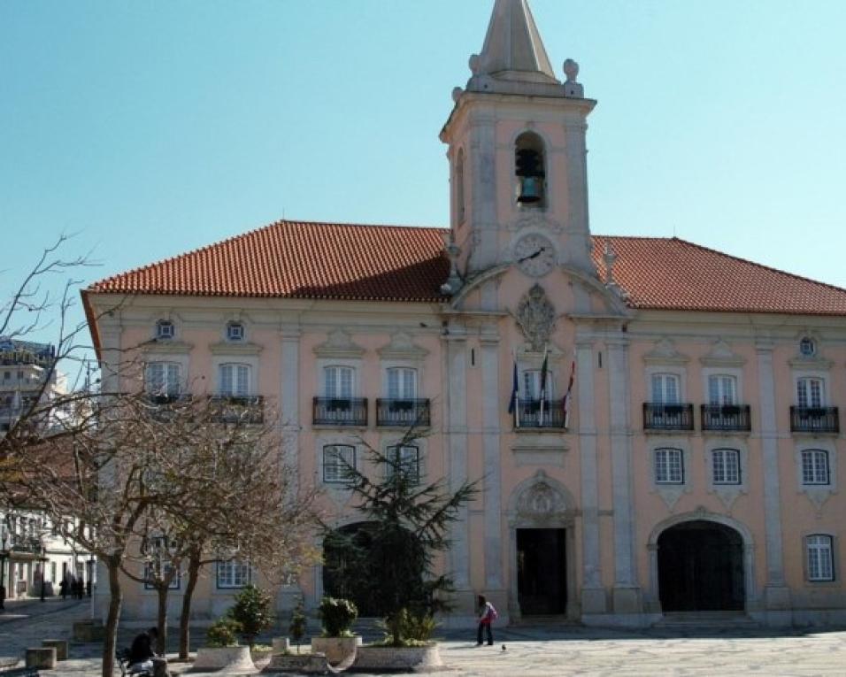 Câmara de Aveiro 'investe' na valorização de estudantes estrangeiros na UA.