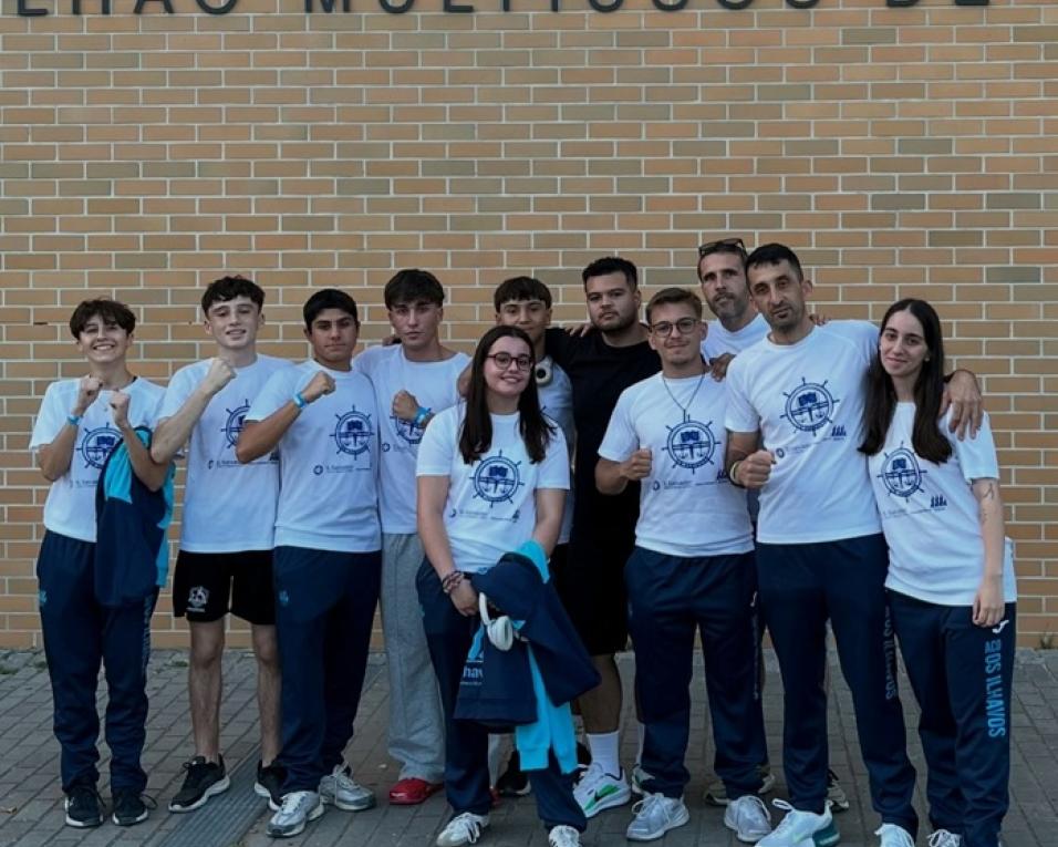 os ilhavos no podio do campeonato nacional de kickboxing