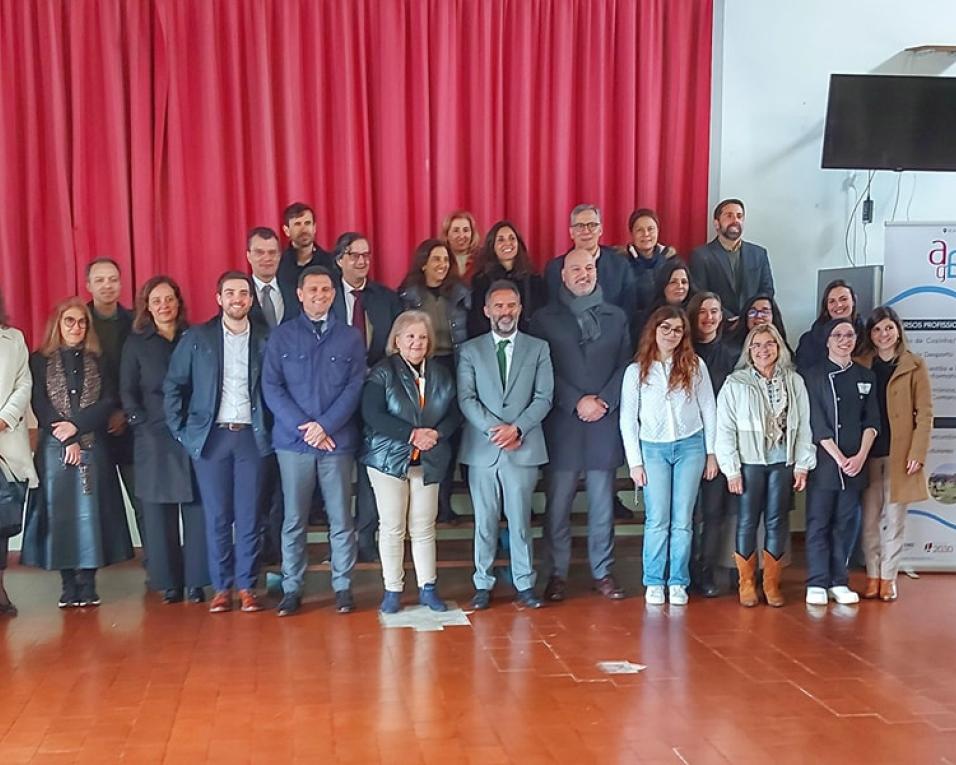 Comitiva da Comissão Europeia visitou Agrupamento de Escolas de Ílhavo.