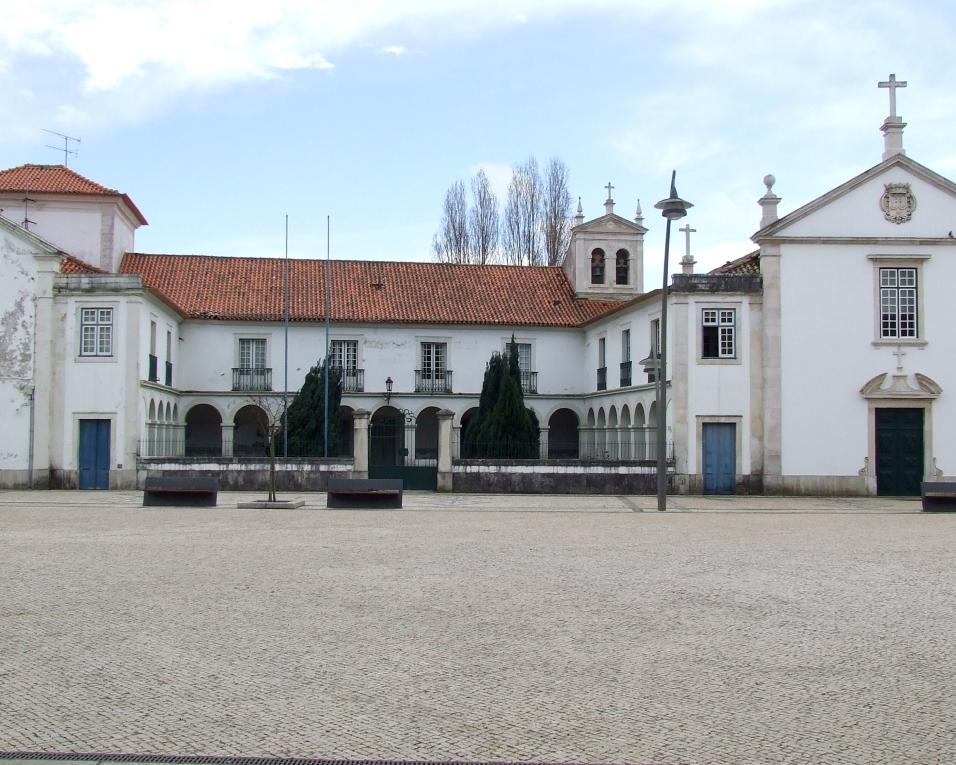 Câmara de Aveiro avança com Concurso Público para arranjos urbanísticos em Oliveirinha e começa a obra de reabilitação da Igreja das Carmelitas (532 mil euros).