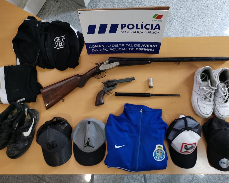 PSP: Detidos por suspeita da prática de crimes de roubo em Espinho.