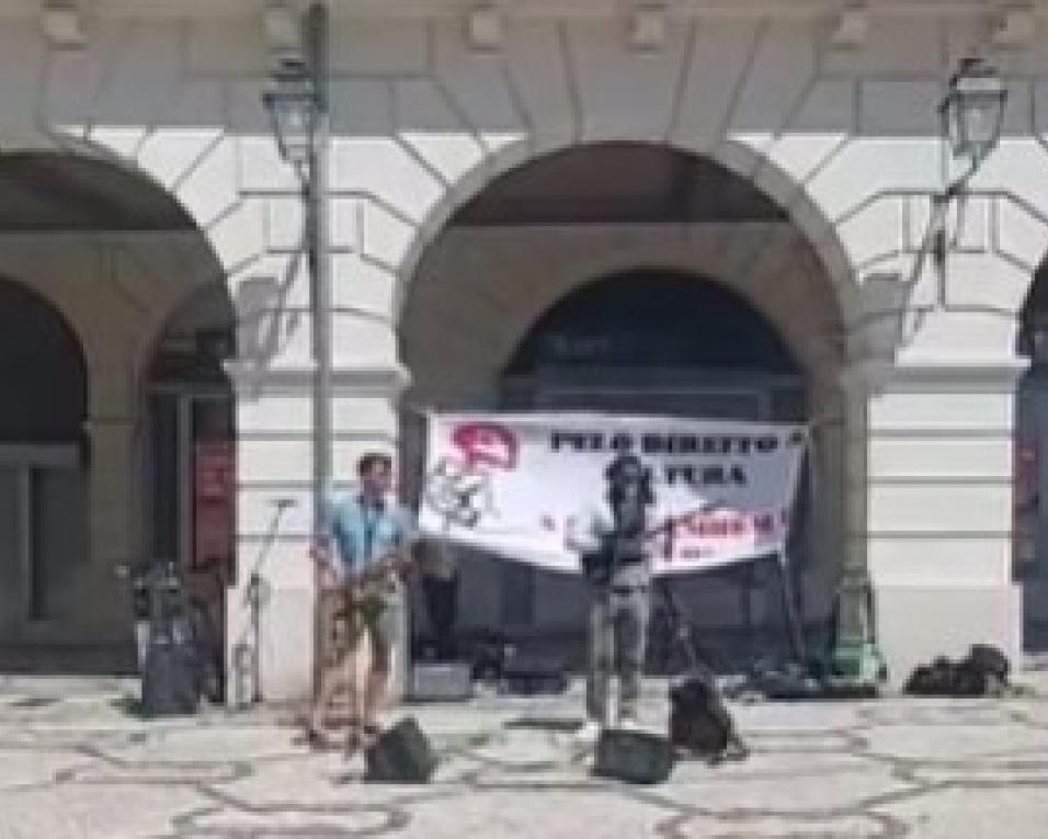 Aveiro: Artistas de rua querem palco sem "obstáculos".