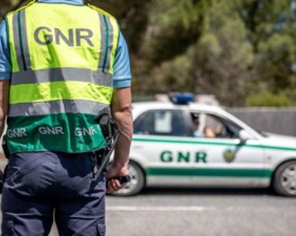 GNR: Detido por falsificação de tacógrafo.