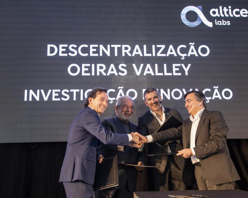 Altice Labs festeja aniversário dos Laboratórios de Aveiro: Uma fábrica de inovação a exportar o melhor de Portugal. Altice Labs festeja aniversário dos Laboratórios de Aveiro: Uma fábrica de inovação a exportar o melhor de Portugal.