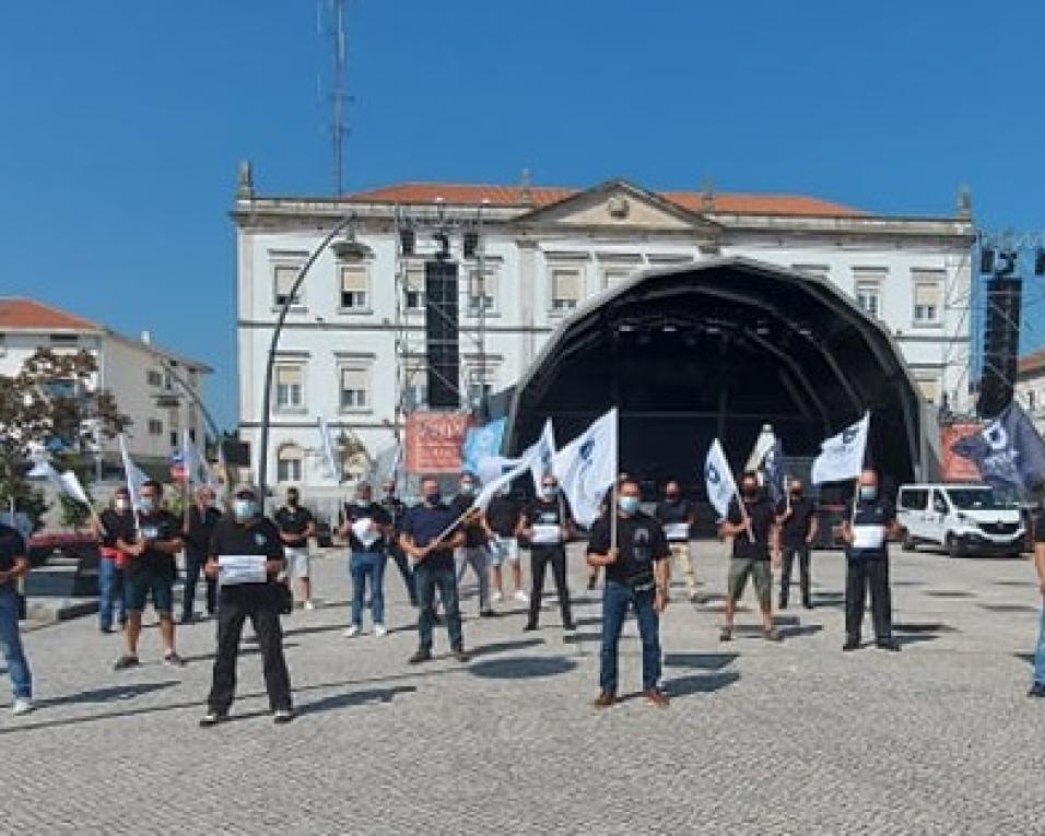 PSP e GNR 'levantam a voz' e exigem mais 'dinheiro e regalias' ao Governo.