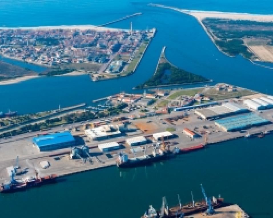 Eduardo Feio confiante na criação de novas indústrias no Porto de Aveiro.