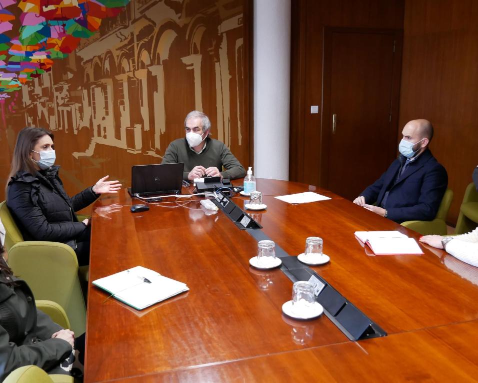 Câmara de Águeda cede sala para grupo de ajuda a vítimas de violência doméstica e de género.