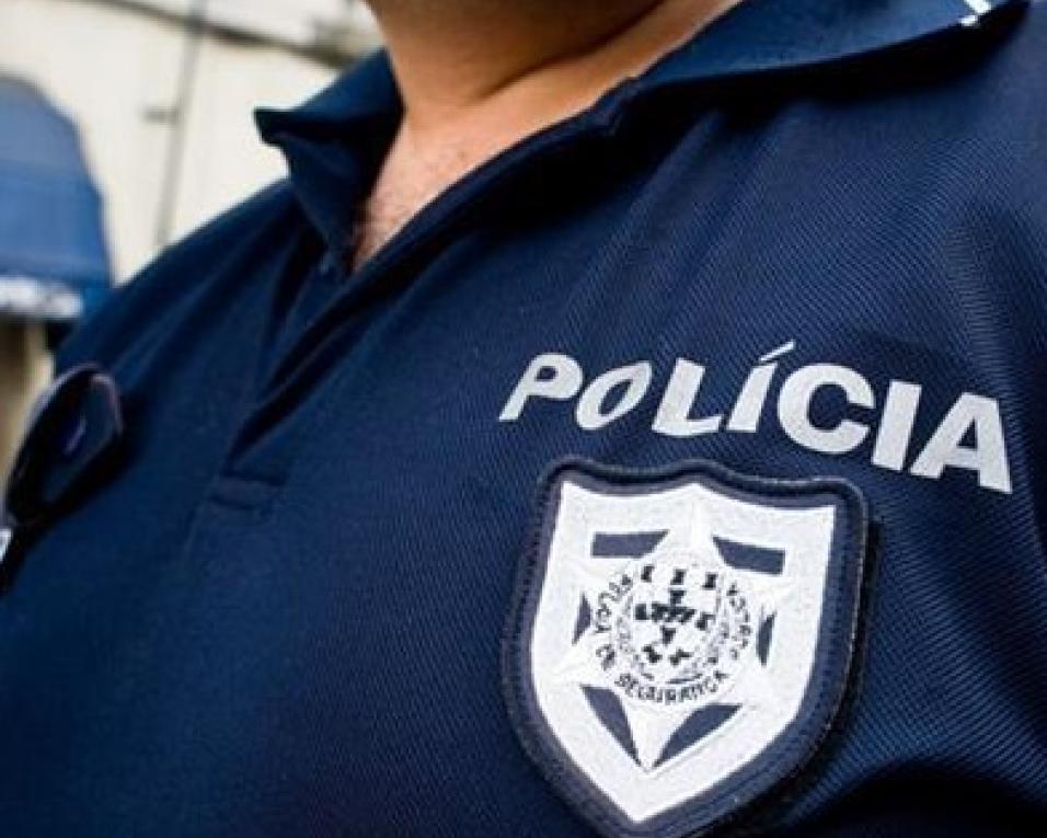 Feira: PSP deteve homem suspeito de agredir a mãe. 