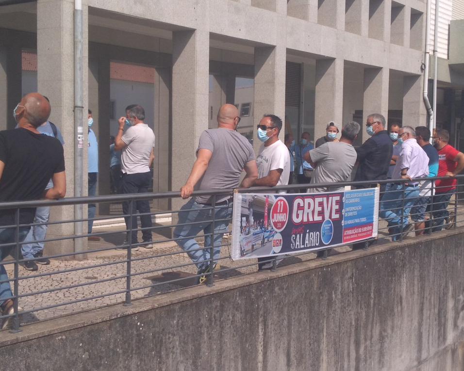 PCP solidário com a luta dos trabalhadores do Grupo Águas de Portugal.