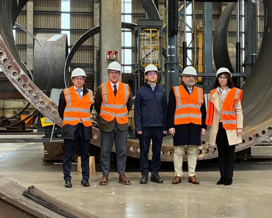 Ministro das Infraestruturas de visita ao porto de Aveiro