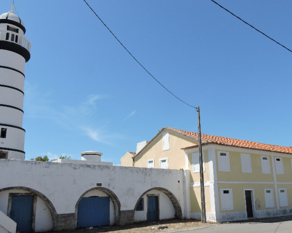 Dois contratos de concessão assinados esta quinta-feira na Gafanha da Nazaré e São João da Madeira.