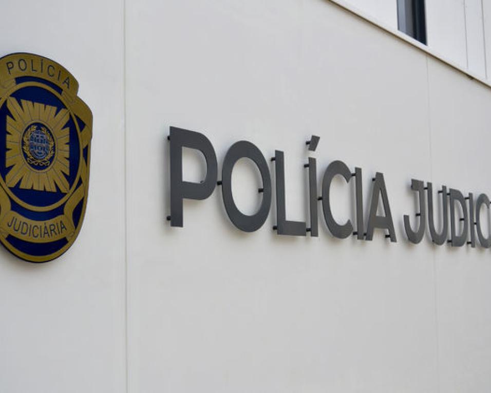 Ovar: PJ deteve suspeito de violar e agredir a mãe.