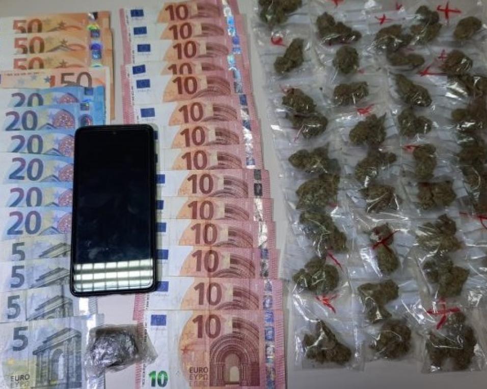 GNR: Jovem detido por tráfico de drogas.