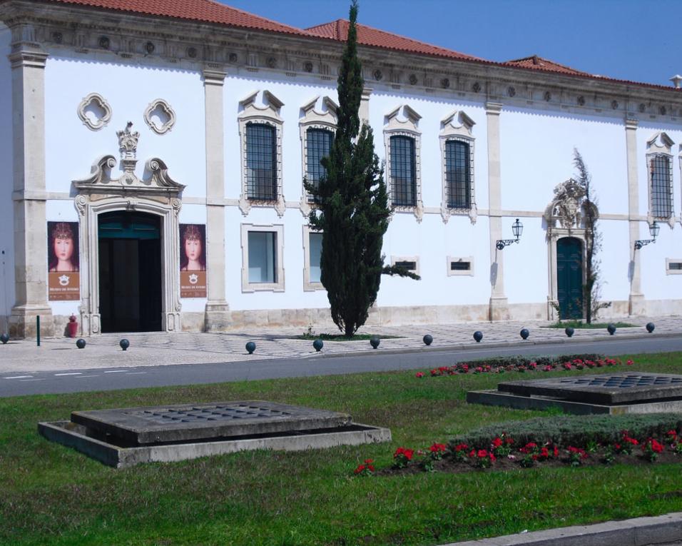 Exposição do Concurso 'Aveiro Jovem Criador' marcada para o Museu de Aveiro.