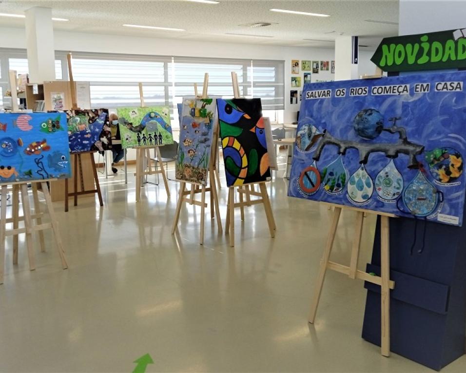 Câmara de Águeda promove exposição itnerante de trabalhos sobre o meio ambiente.