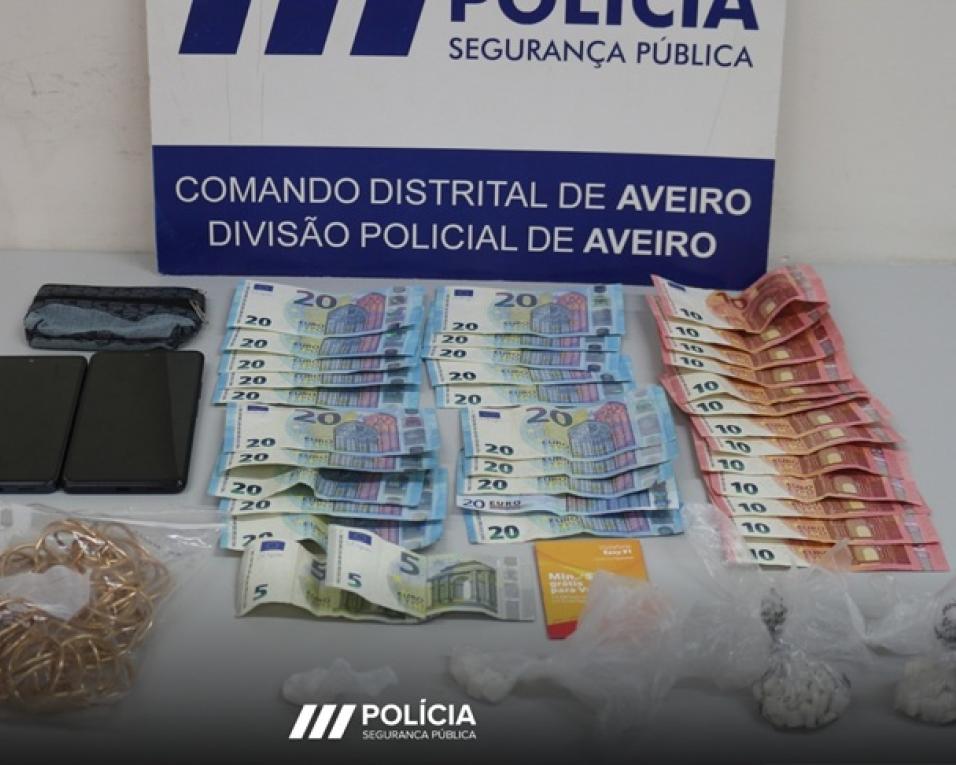 psp deteve jovem por suspeita de trafico de estupefacientes