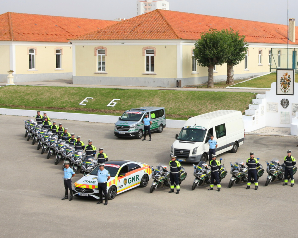 gnr assegura vigilancia durante a volta a portugal