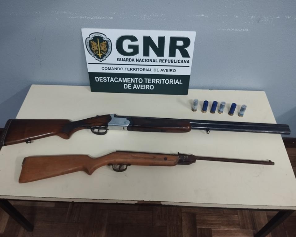 gnr de vagos faz detencao por posse ilegal de arma 