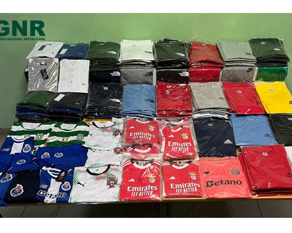 GNR identifica idoso por venda de material contrafeito