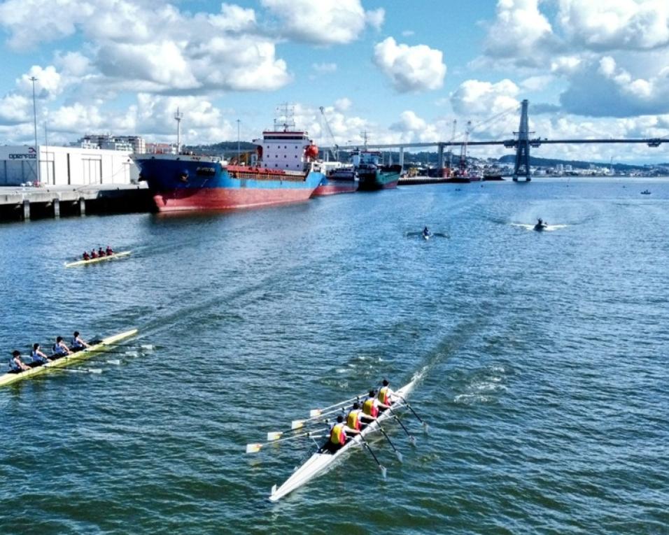 Coletividade Popular de Cacia triunfou no setor masculino da regata dos Portos