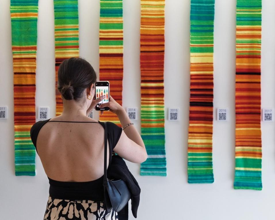 Arte têxtil ajuda a refletir sobre alterações climáticas.
