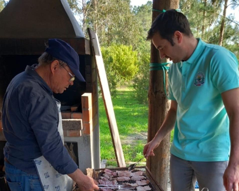 Moliceiro Vespa Clube reuniu sócios em magusto de São Martinho.