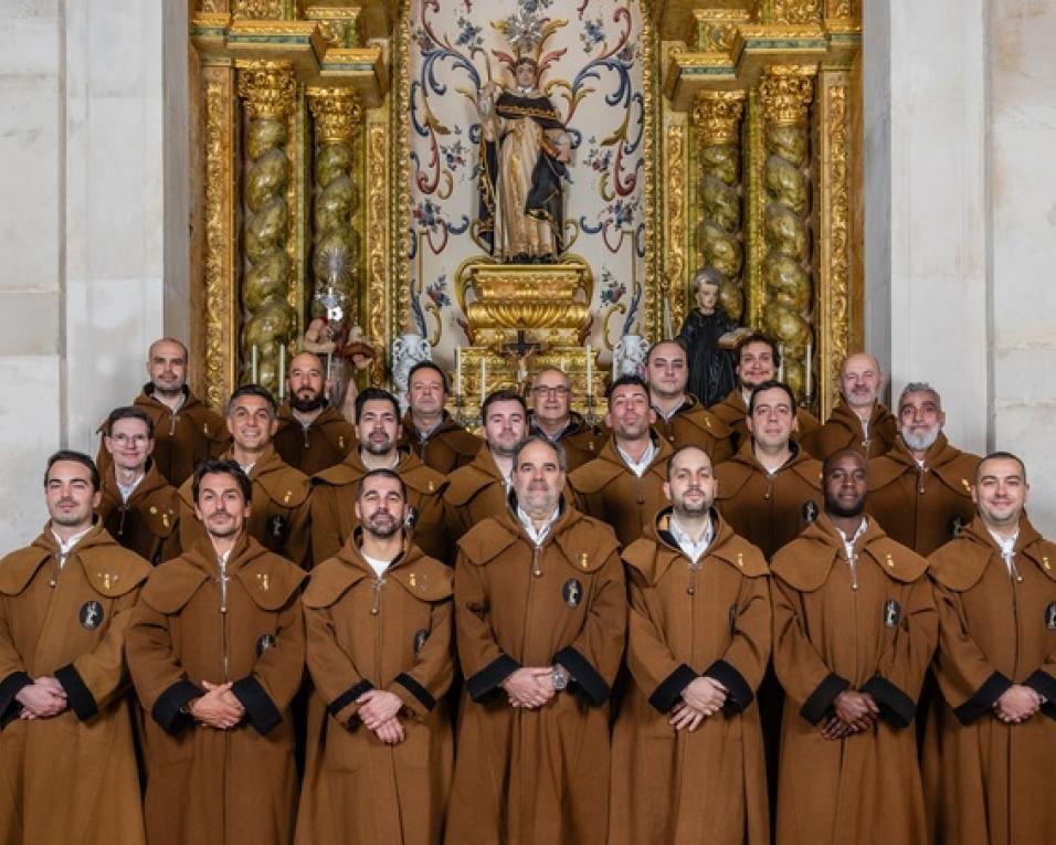 Mordomia de Sao Goncalinho apresenta-se à comunidade