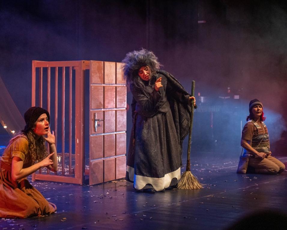 teatro como prenda de natal para crianças do 1º ciclo de ilhavo