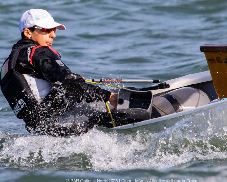 Pedro Firmeza e Tomás Fonte sobem ao pódio em Leixões.