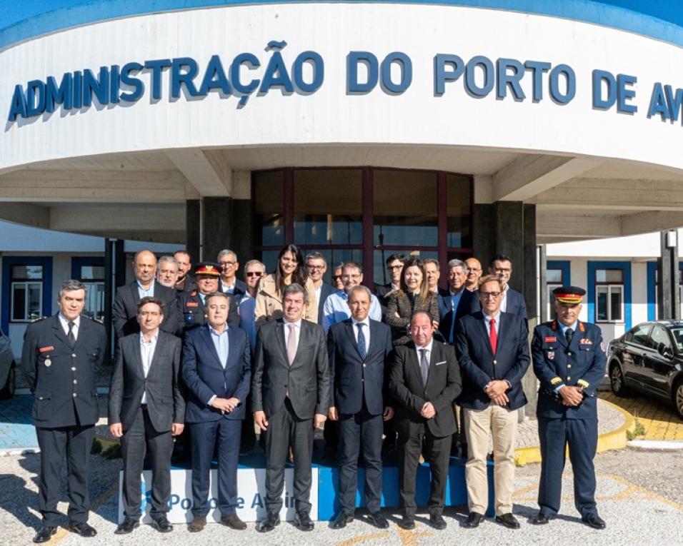 acordo firmado para aquisição de veiculo especial de combate a incendios