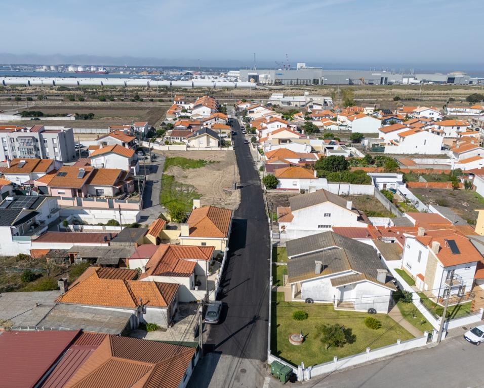 autarquia conclui reabilitação da rede de águas pluviais na Rua S. João de Deus  autarquia conclui reabilitação da rede de águas pluviais na Rua S. João de Deus