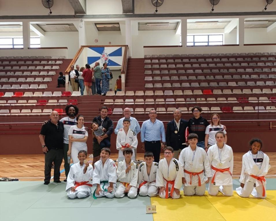 Clube de Judo IPPON conquista nove medalhas no torneio "50 Anos de Judo na Ilha Terceira".