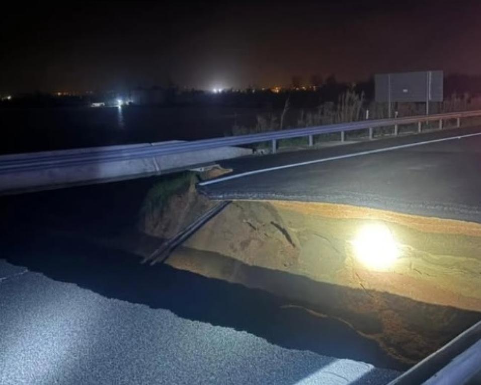 a1 interrompida devido a colapso