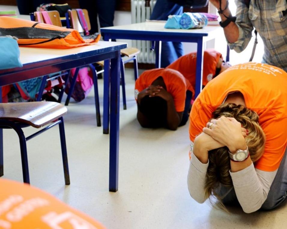 Escolas envolvidas no exercício A terra treme.