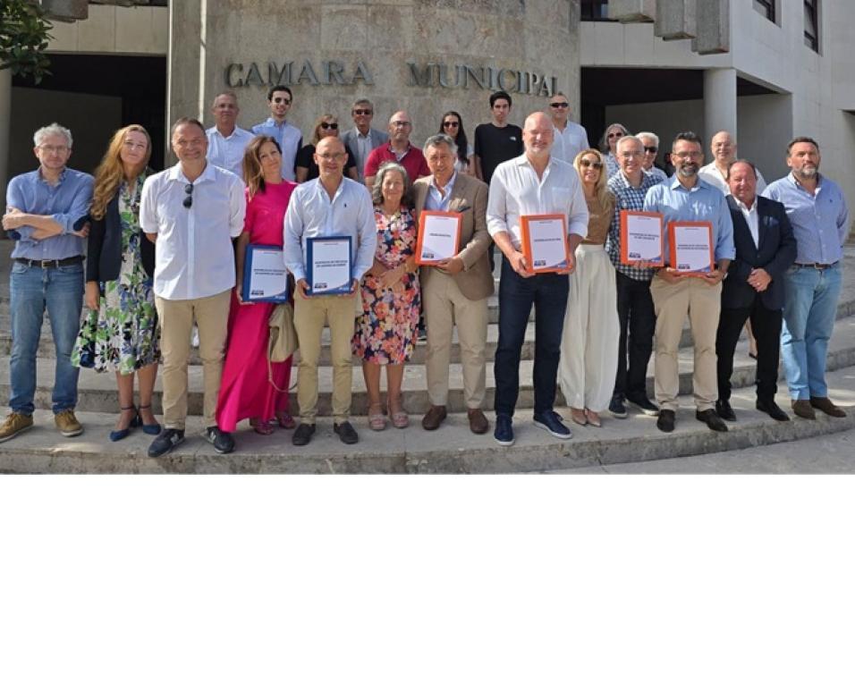 ad apresenta listas em tribunal