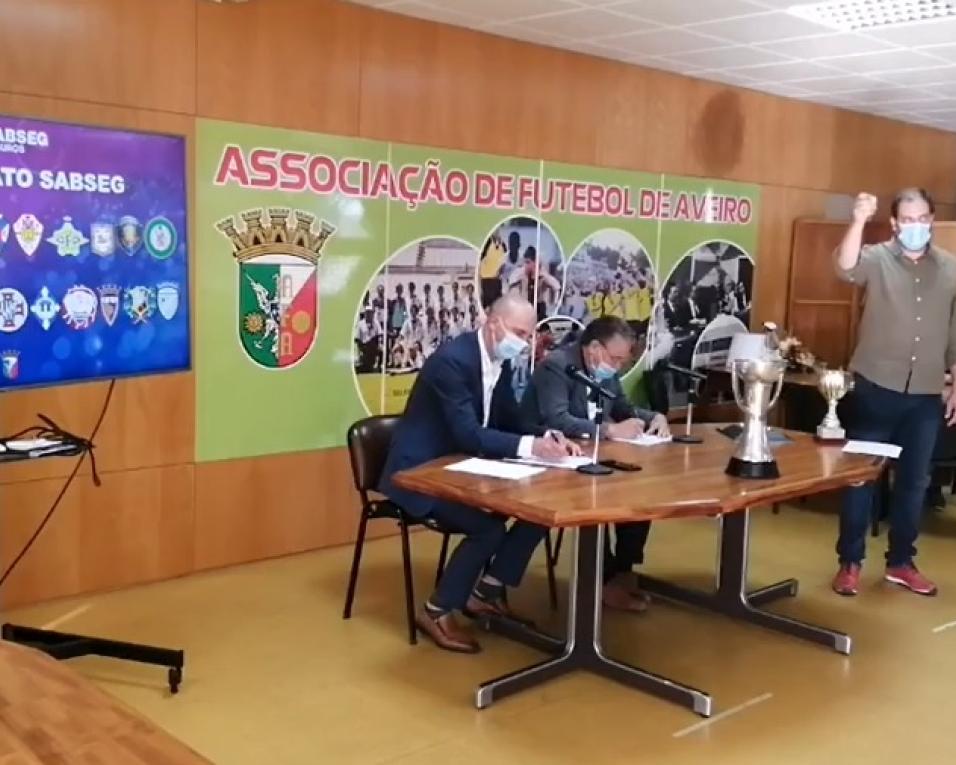Futebol: Definido grupo de equipas que lutam pelo título distrital.