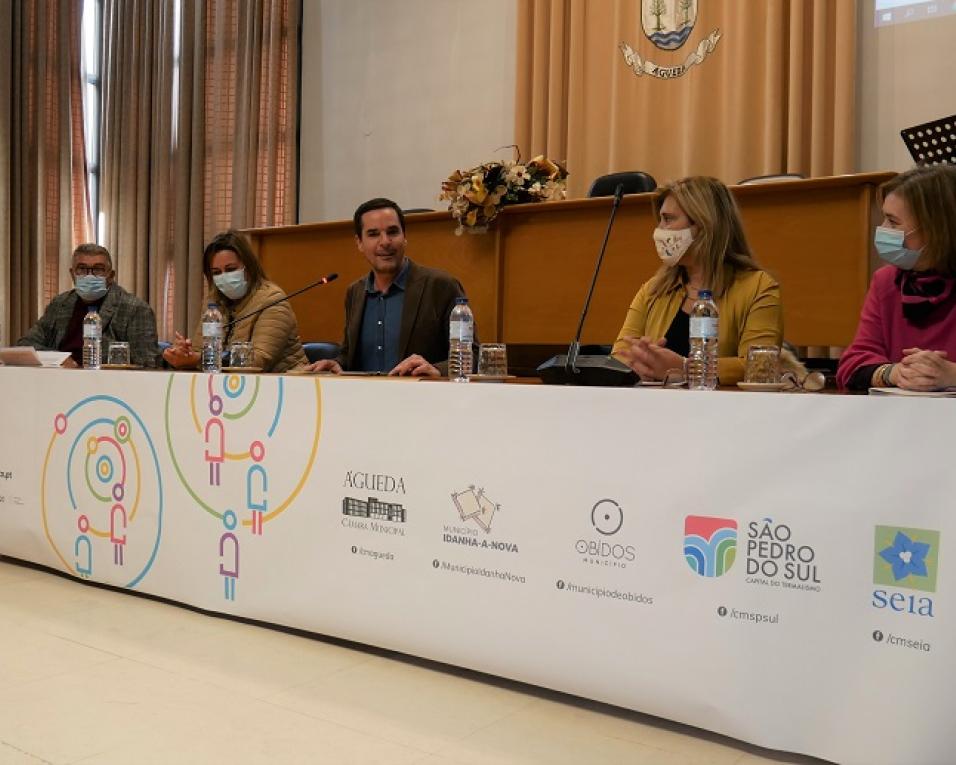 Águeda: Pretendemos que a cultura esteja mais próxima dos cidadãos - Edson Santos sobre projeto  5 Municípios. 5 Culturas. 5 Sentidos.