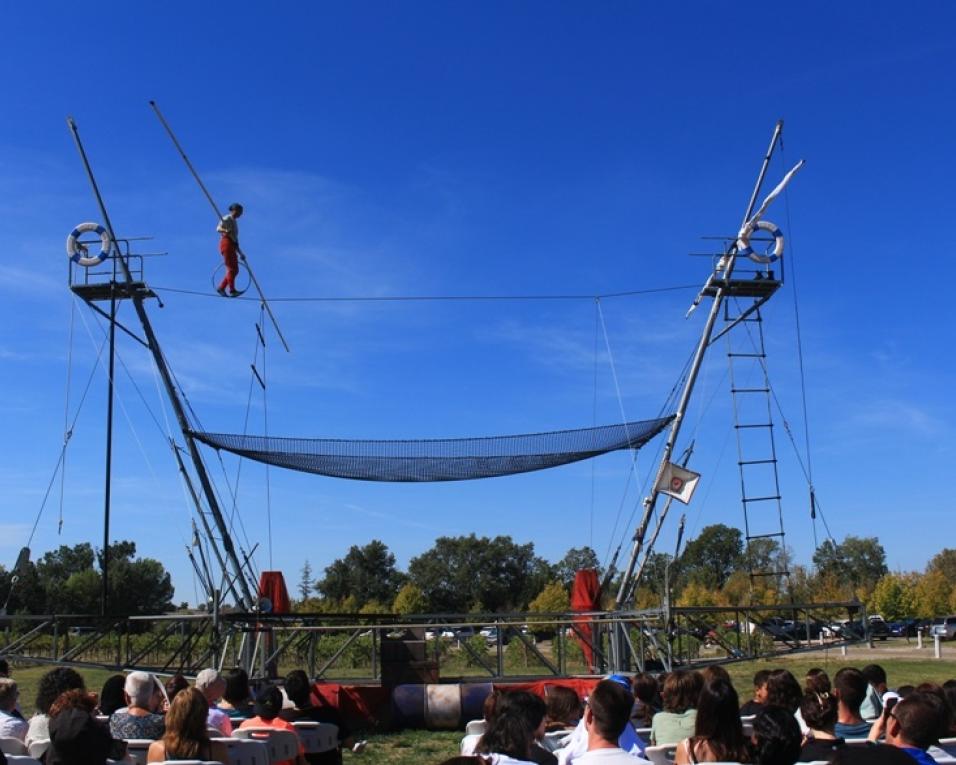 circo ao ar livre na praca marques de pombal