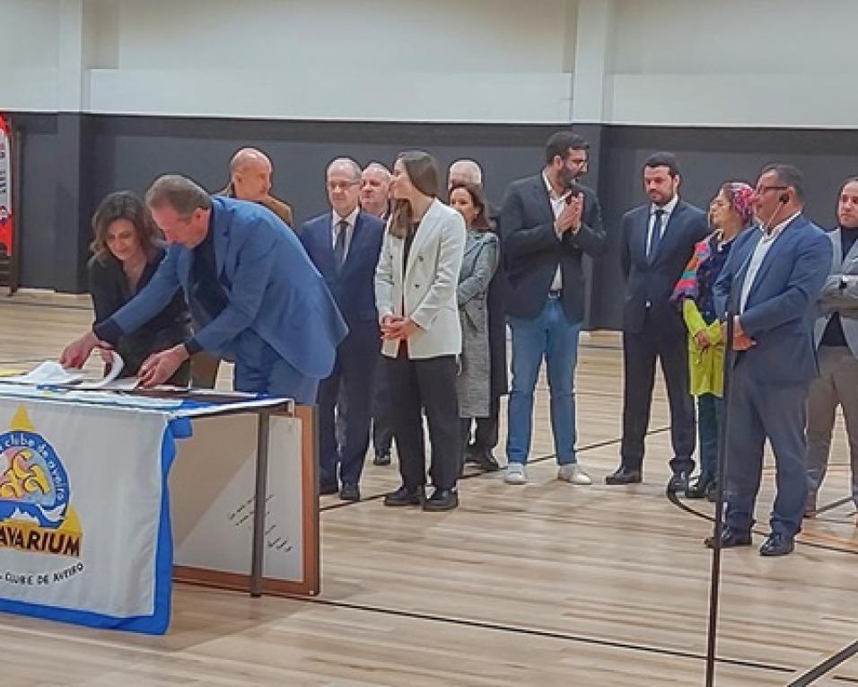 Alavarium regressa à casa de partida em instalações modernas.