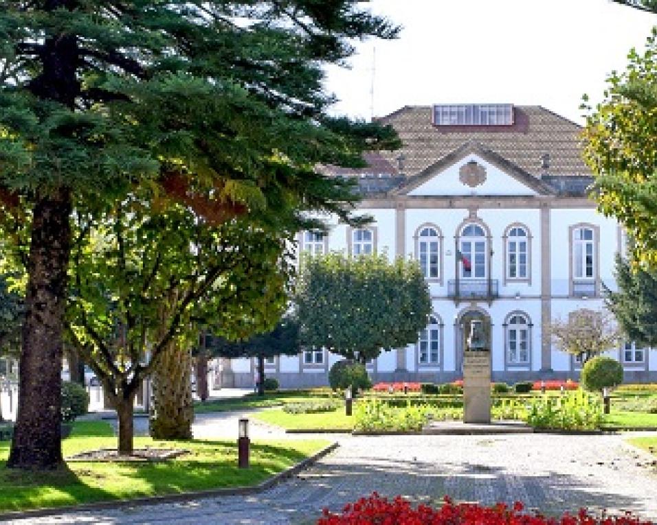 Albergaria: Ciclo de tertúlias A Inspirar Caminhos de regresso ao Albergue de Peregrinos Rainha D. Teresa.