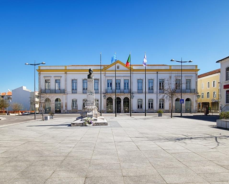 Anadia com novo procedimento para atribuição de bolsas ao ensino superior.