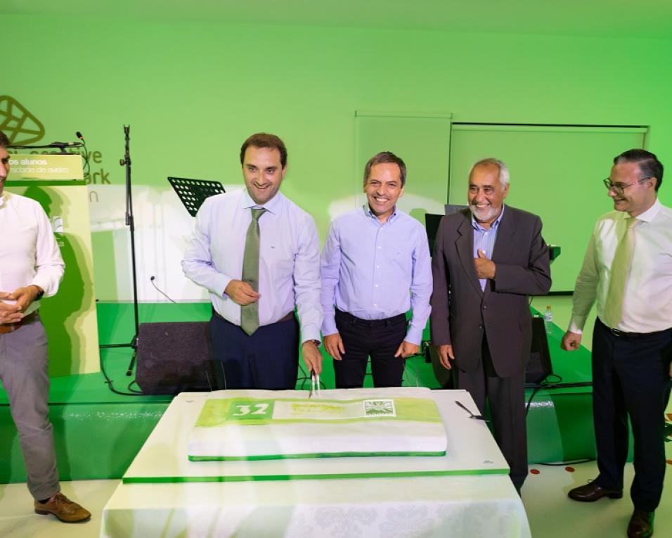 Jantar de Gala mostrou nova Associação de Antigos Alunos da Universidade de Aveiro. Jantar de Gala mostrou nova Associação de Antigos Alunos da Universidade de Aveiro.