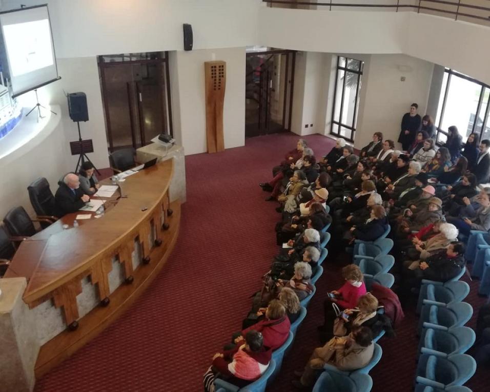 Ílhavo: Seniores questionam autarquia sobre acessibilidades, mobilidade e limpeza urbana.