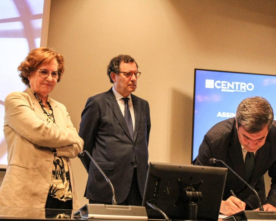 Ílhavo: Município já tem cheque para obras nas escolas.