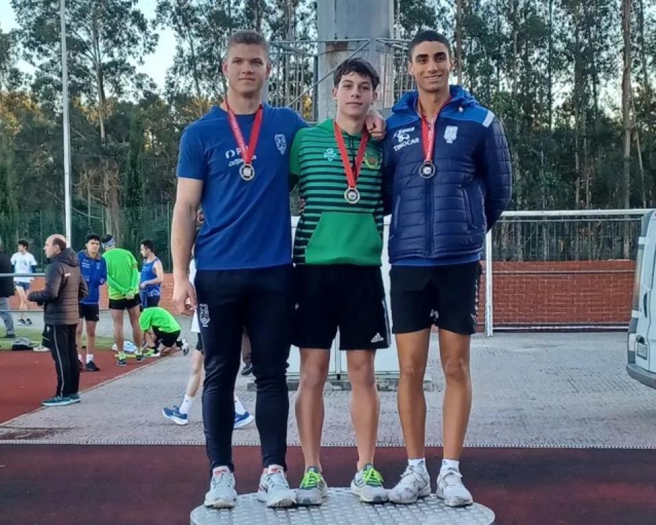 Diogo Bastos corre para os Campeonatos de Portugal em atletismo.