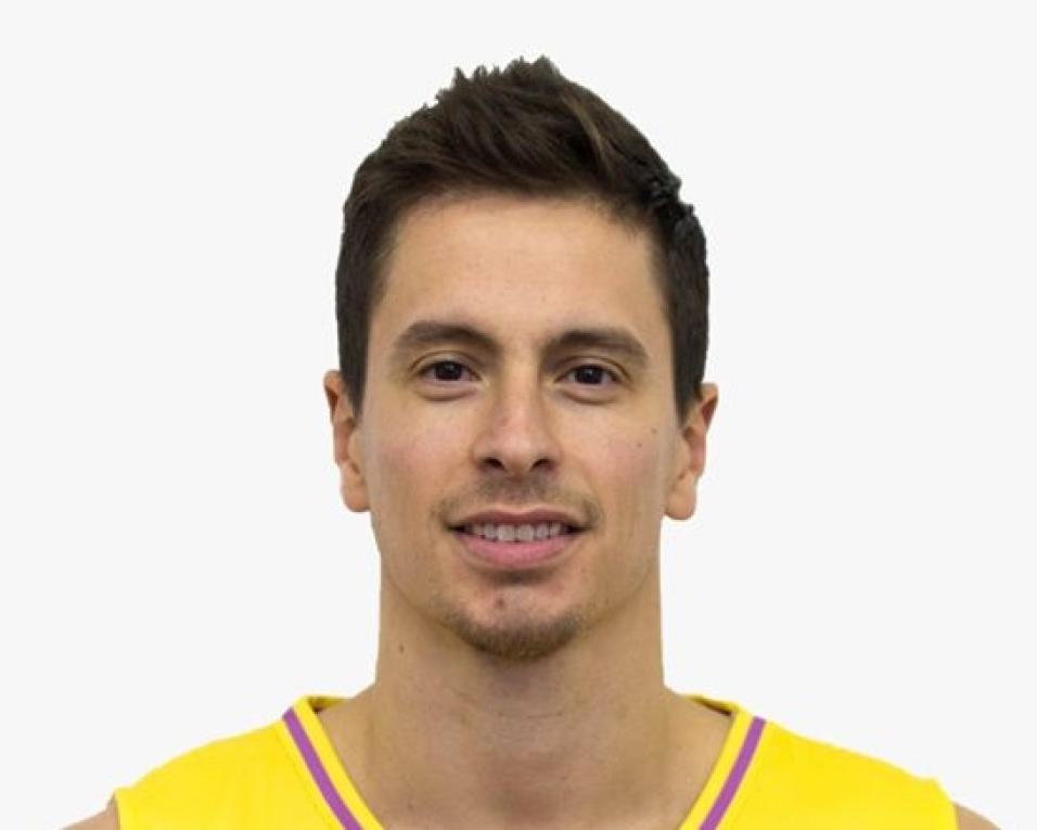 Basquetebol: Augusto Sobrinho no cinco ideal da Liga.